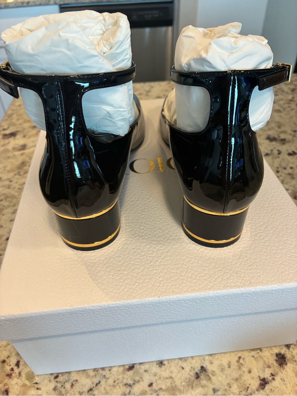 Miss Dior Graff Black Patent Pumps with Gold Miss Dior Plaque - Picture 4 of 11